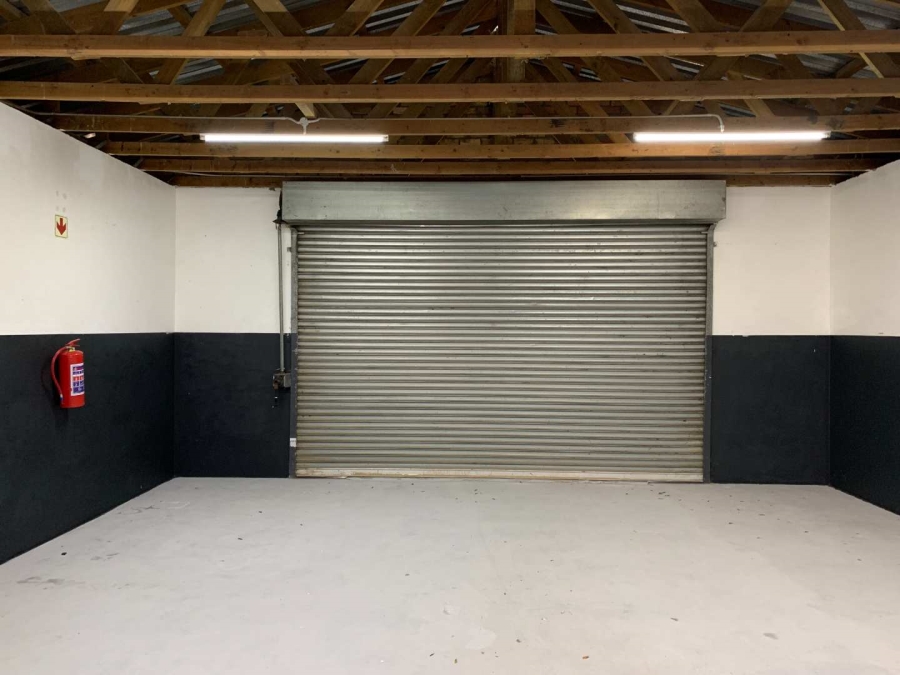 To Let commercial Property for Rent in Peerless Park East Western Cape